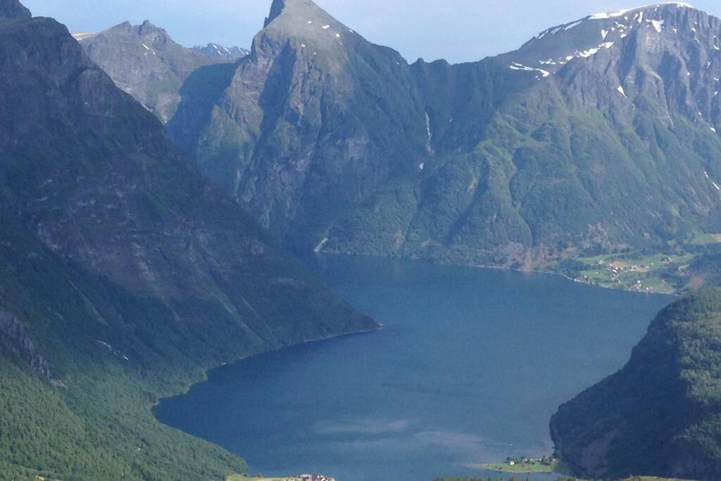 Volda Bakken, Ferieboligヴィラ エクステリア 写真